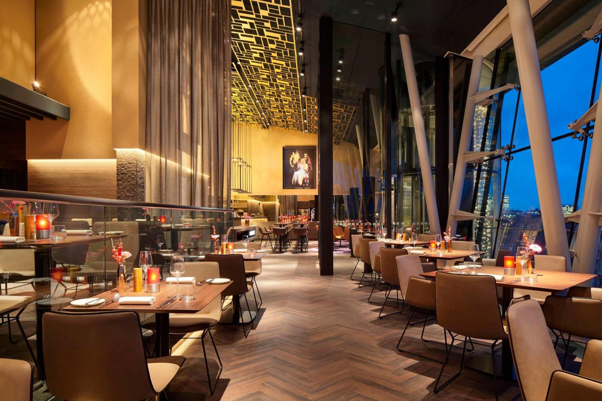 Le Meridien Hamburg Zewnętrze zdjęcie Restaurant 1706